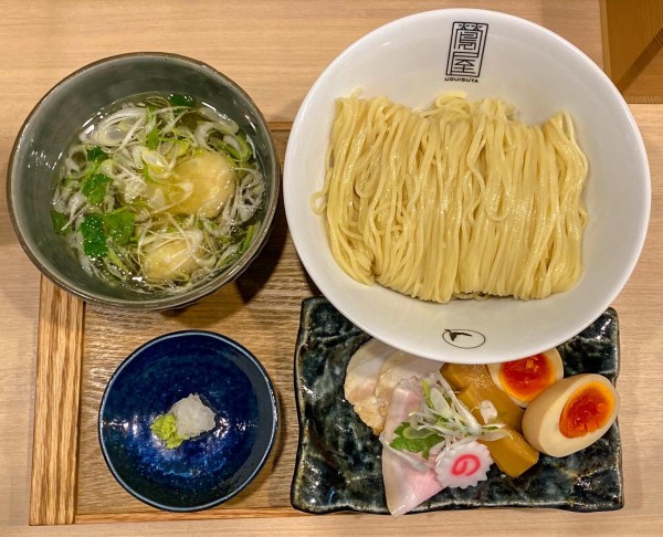 「特製つけ麺(300g)¥1,500」@鶯屋の写真