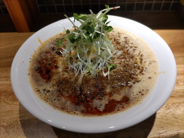 「限定ラーメンKURO四川ver」@Zweiter Lädenの写真