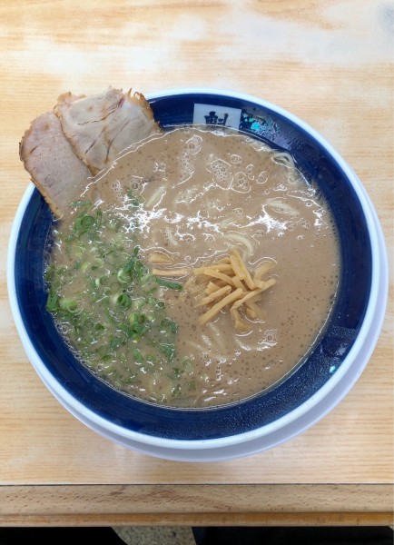 「ラーメン(800)」@魁龍 博多本店の写真