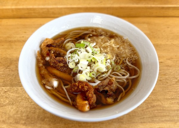 「ゲソそば(520円)」@立ち食いそば・うどん 戸隠の写真