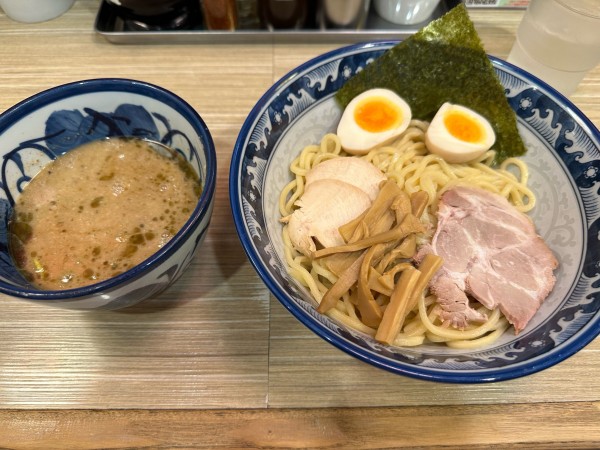 「味玉鶏つけ麺」@秋葉原つけ麺 油そば 楽の写真