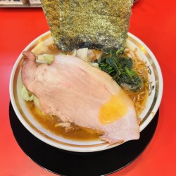ラーメン(800円)