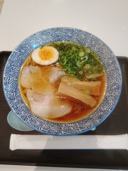 「芳醇醤油中華そば(890円)」@鶏だし 中華そば 百蔵の写真