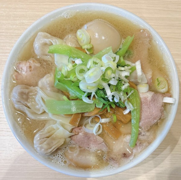 「チャーシューワンタンメン（塩）味付玉子」@桜上水 船越の写真