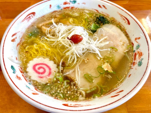 「塩ラーメン（750円）」@めんや 梟の写真