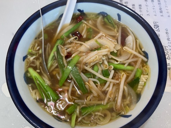 「もやしラーメン＋半炒飯セット　850円」@中国新料理 龍馬の写真