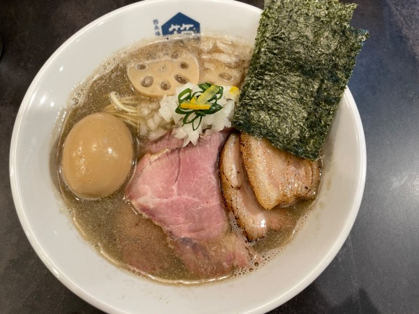 「特製煮干らーめん」@西永福の煮干箱の写真