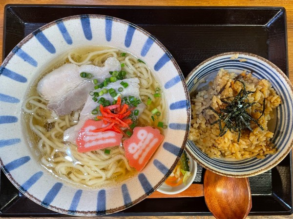 「沖縄そば定食（ジューシー変更）」@沖縄そば かんから食堂の写真