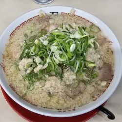豚塩そばアブラオオメ　840円