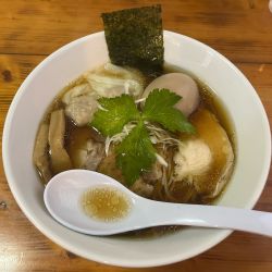 特製しょうゆラーメン