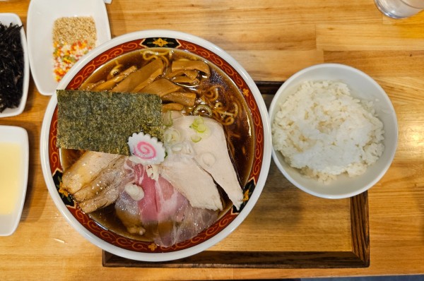 「支那そば」@自家製中華そば 麺の虜の写真
