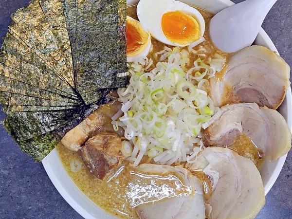 「ハッスル肉肉味噌ラーメン（こってり）＋のり」@ハッスルラーメンホンマ 亀戸本店の写真