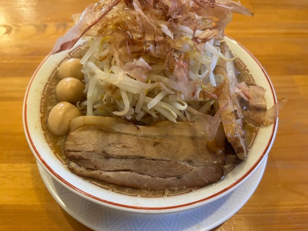 「マンモスラーメンもやしうずら」@泪橋 溝の口店の写真