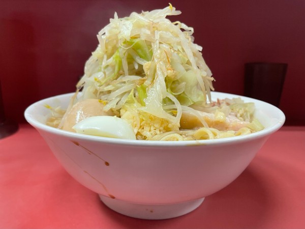 「小ラーメン、味付けタマゴ」@ラーメン二郎 ひばりヶ丘駅前店の写真