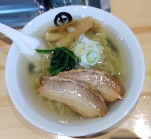 「金の中華そば750円」@伊藤商店 山形中野店の写真