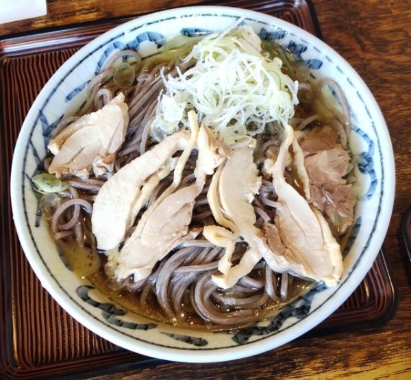 「肉そば（冷）」@といやの写真