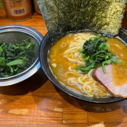 ラーメン+ほうれん草