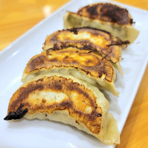 「しそ餃子」@利尻昆布ラーメン くろおび 六本木店の写真