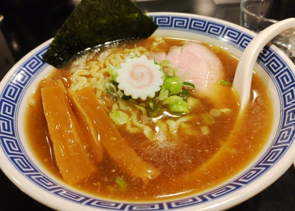 「手揉み煮干しそば」@AKEBIの写真