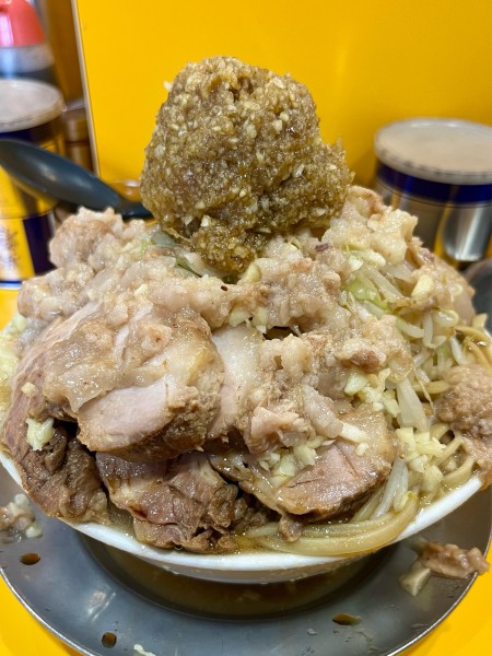 「小ラーメン 麺増し600g  モスグリーンにんにくジャン」@ラーメン二郎 八王子野猿街道店2の写真