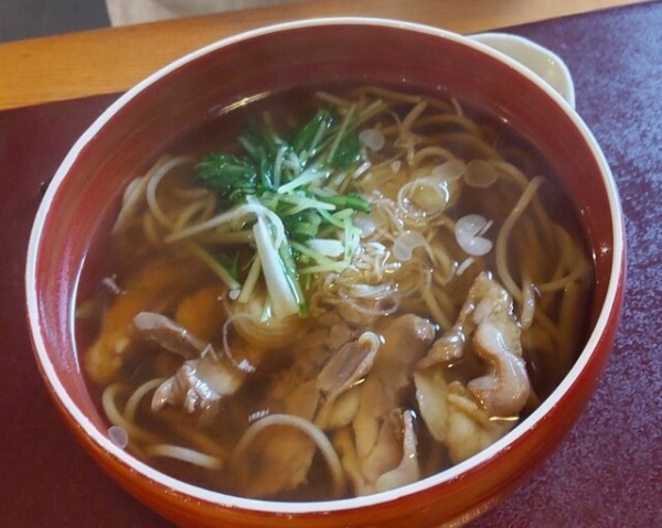 「とり肉そば 温」@愛庵の写真