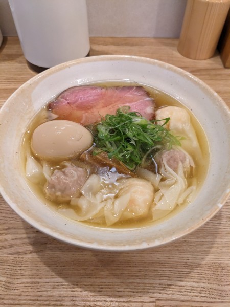 「肉・海老ワンタン麺（白）＋味玉」@DURAMENTEIの写真