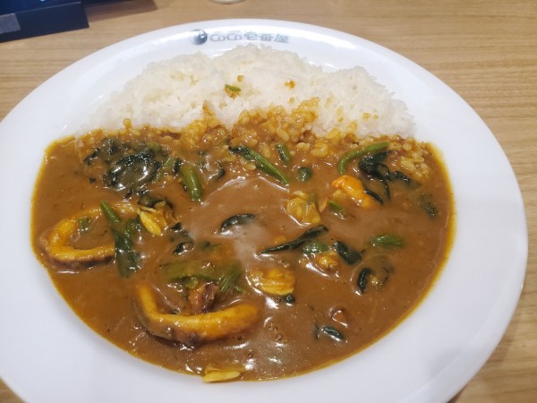 「海の幸カレー・ほうれん草ハーフ・2辛」@CoCo壱番屋 橋本駅北口店の写真