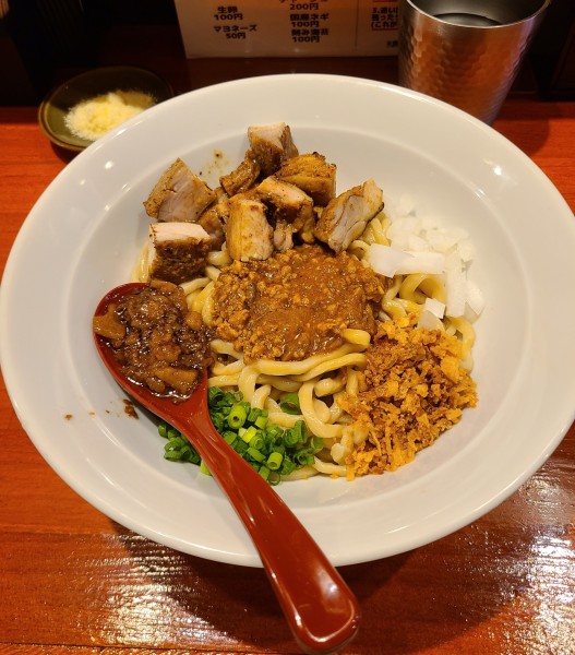 「カレーまぜそば+タンドリー+チーズ追い飯(小)」@長男、おかわしゅんの写真