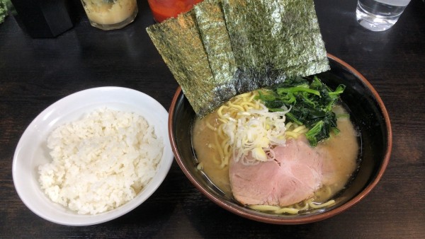 「ラーメン並」@雷家の写真