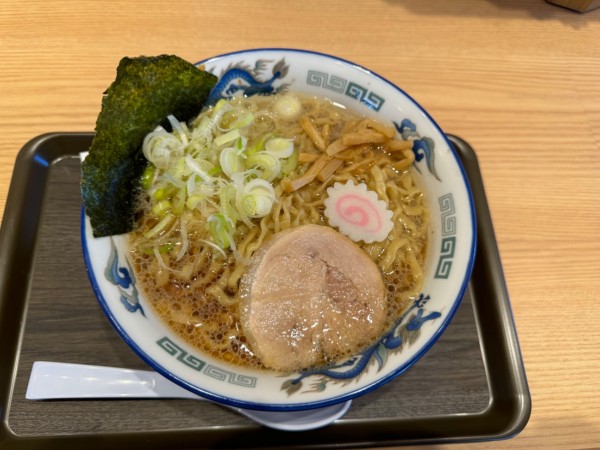 「新中華そば(並盛)   740円」@舎鈴 入間店の写真