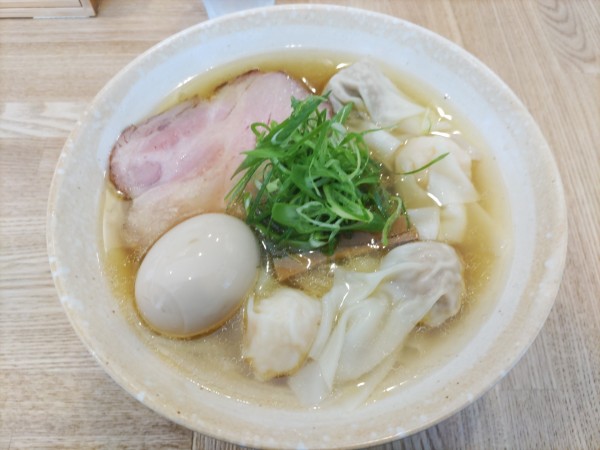 「肉·海老ワンタン麺(白)·麺大盛り·味玉」@DURAMENTEIの写真