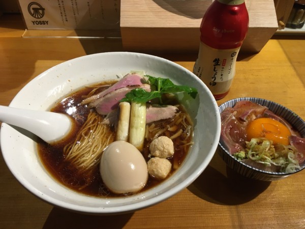 「特製醤油ラーメン＋特製吉井丼」@らぁ麺 吉井 勝どき店の写真