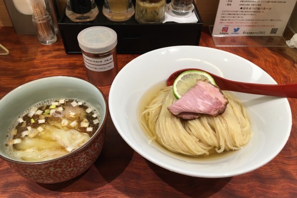 「特製醤油つけ麺」@三馬路 東京店の写真