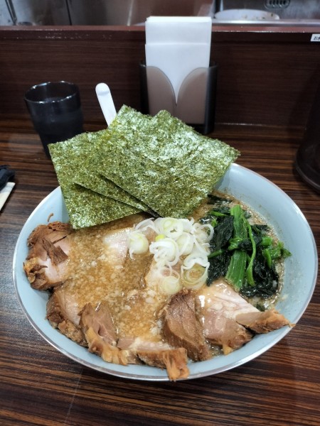 「肉増し背脂煮干中華そば」@背脂煮干中華そば 二代目たかちゃんらーめんの写真