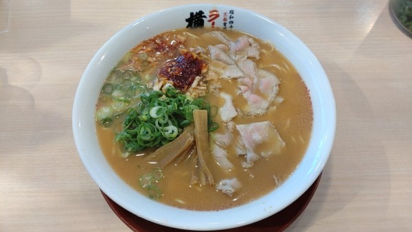 「赤ダレラーメン（大）」@ラーメン横綱 千葉ニュータウン店の写真