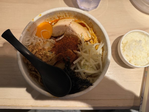 「辛々魚まぜそば」@麺処 井の庄 名古屋店の写真