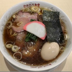 中華そば（850円）