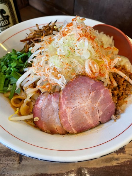 「まぜそば 辛味噌変更」@東京味噌らーめん 鶉の写真