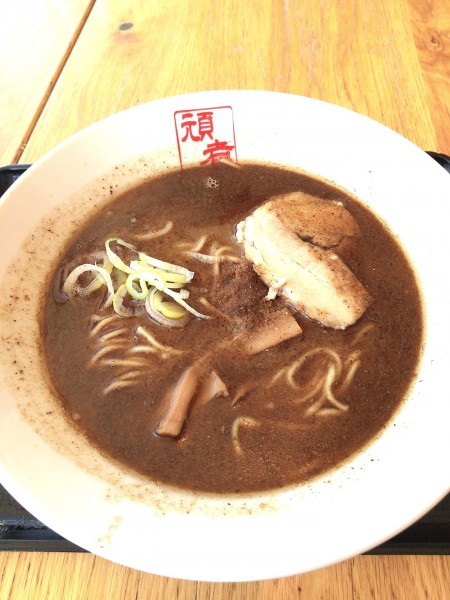 「濃厚魚介豚骨ラーメン」@GANJA RAMENの写真