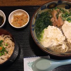 ゆし豆腐そばセット