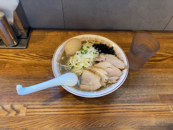 「濃厚煮干そば」@煮干中華そば専門 煮干丸の写真