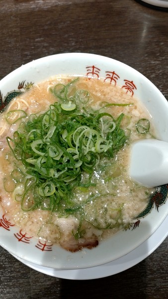 「こってりラーメン(小)590円税込」@来来亭 熊谷店の写真