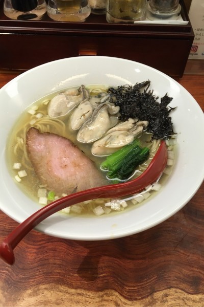 「牡蠣そば」@三馬路 東京店の写真