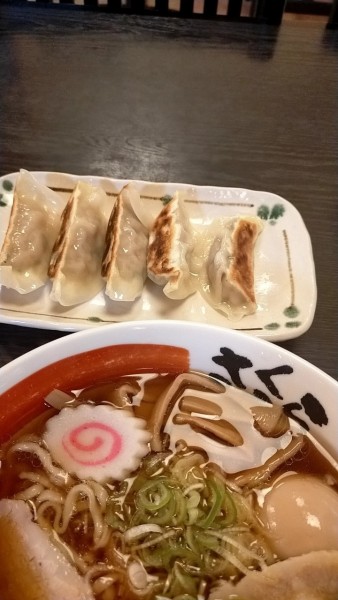 「醤油　餃子」@ラーメン処 さくら亭の写真