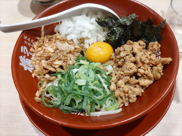 「まぜそば」@ラーメン 横綱 寝屋川店の写真