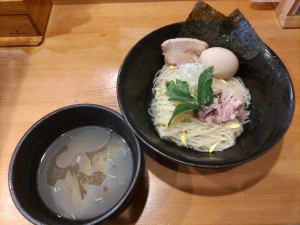 「しじみと焼きあごのつけ麺+得製」@焼きあご塩らー麺 たかはし 銀座店の写真