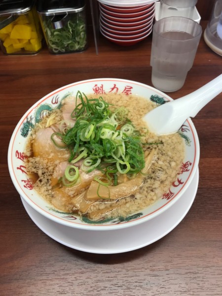 「特製醤油ラーメン 770円」@ラーメン 魁力屋 川崎新城店の写真