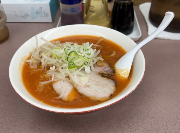 「辛々ラーメン」@くるまやラーメン おゆみ店の写真