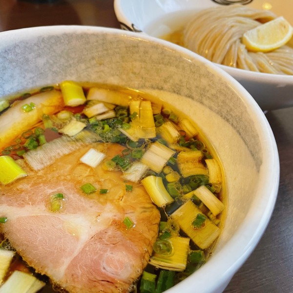 「昆布水つけ麺（醤油）1,100円」@つけ麺 弥七の写真