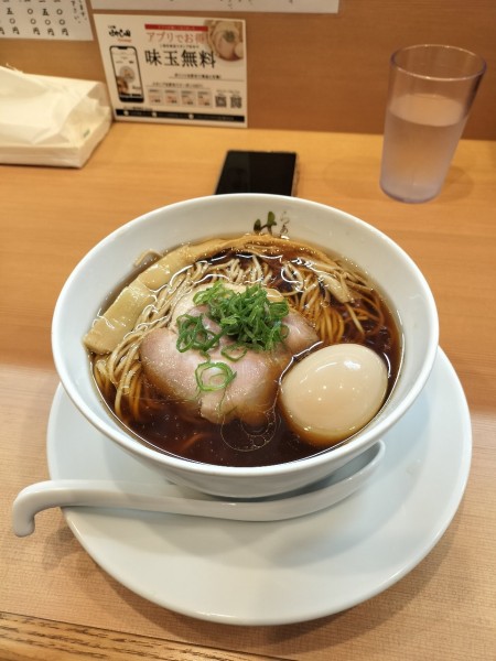 「味玉醤油ラーメン」@らぁ麺 はやし田 錦糸町店の写真